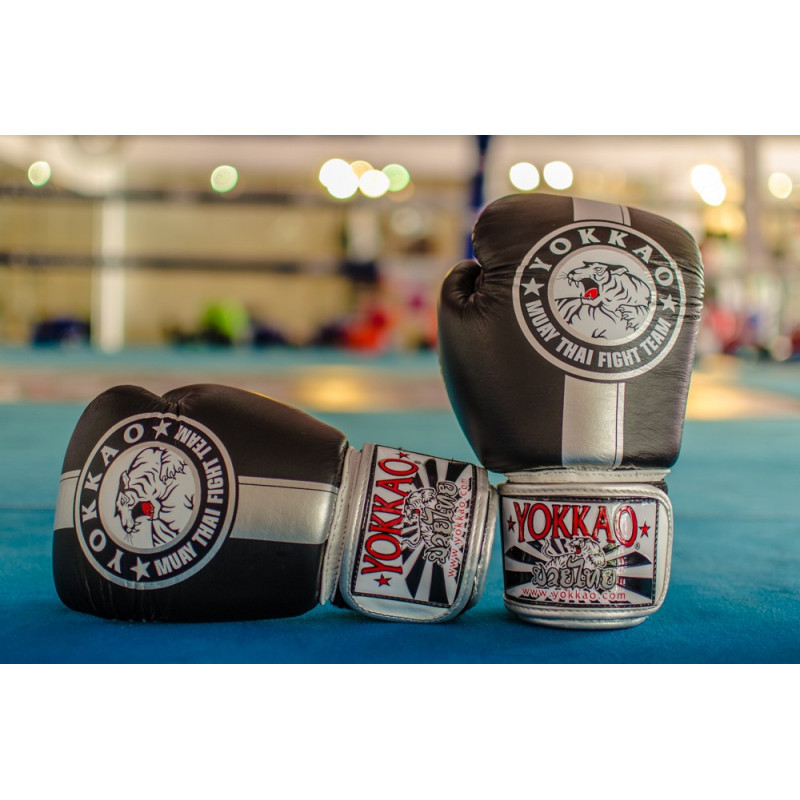 Перчатки YOKKAO FIGHT TEAM SILVER Boxing Gloves (01466) фото 3