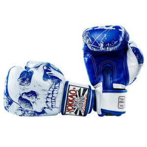 Перчатки боксёрские YOKKAO Skullz Muay Thai Gloves