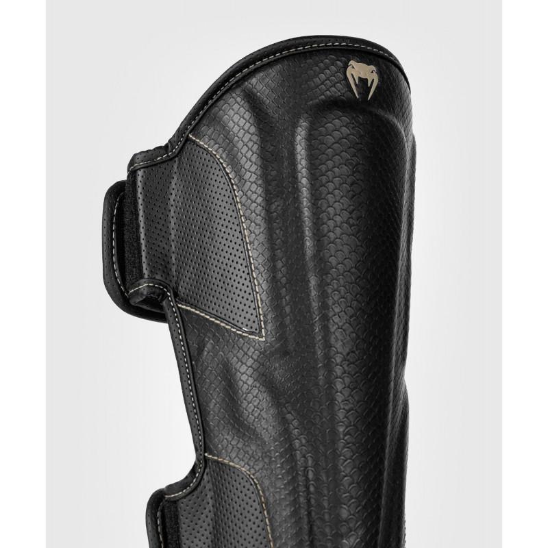 Защита ног Venum Impact Evo Scales Black (02943) фото 3