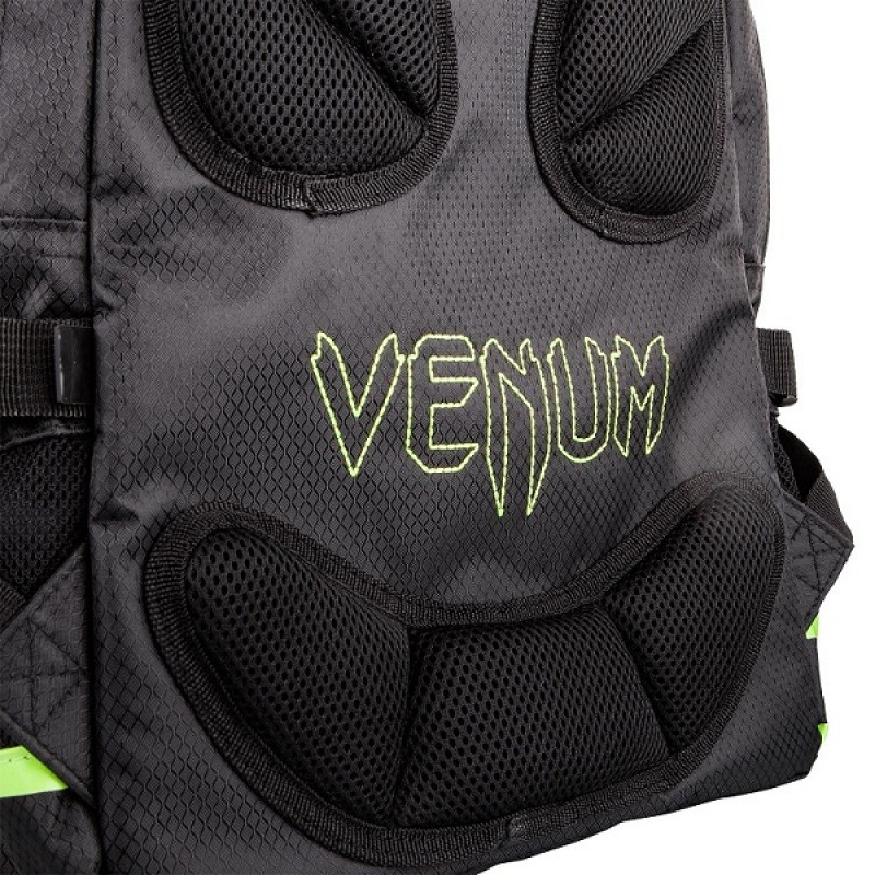 Рюкзак Venum Challenger Pro Backpack Black/Neo/ Yellow (01701) фото 5