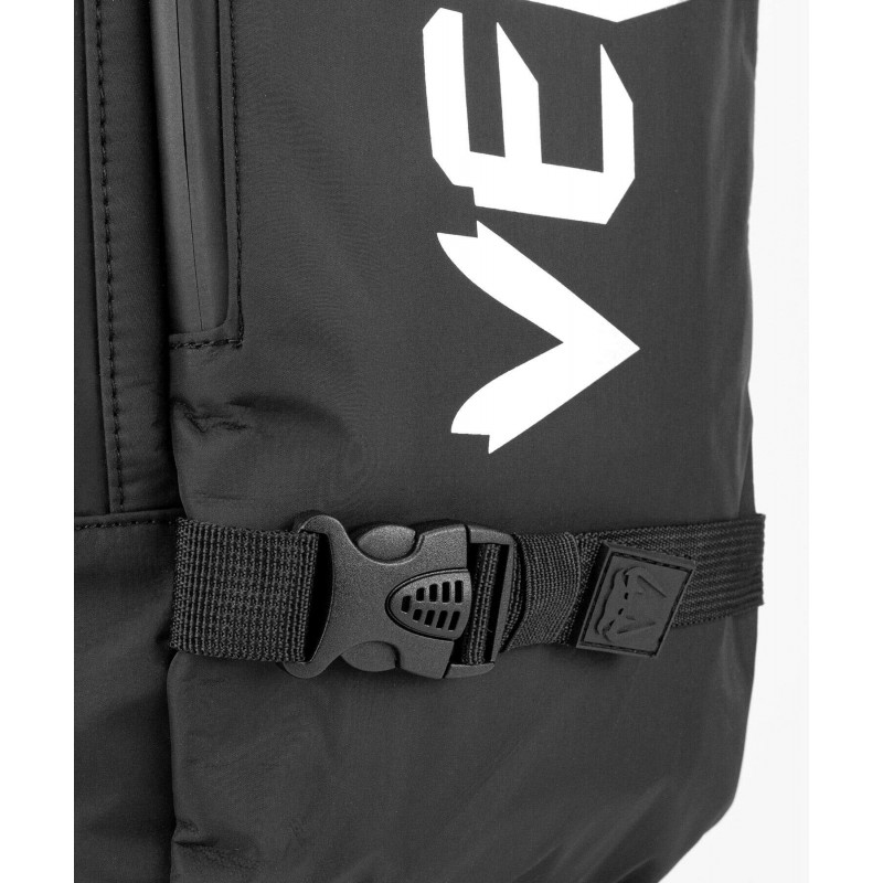 Рюкзак Venum Challenger Pro Evo чорно-білий (01971) фото 3