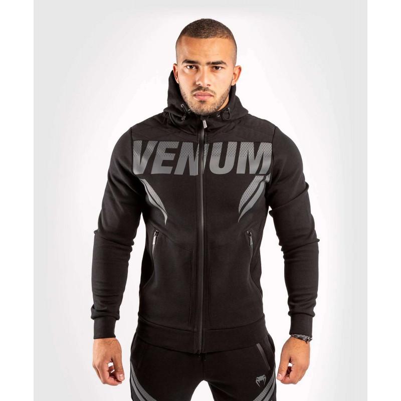Спортивный костюм Venum ONE FC Impact Hoodie Black/Black фото 3