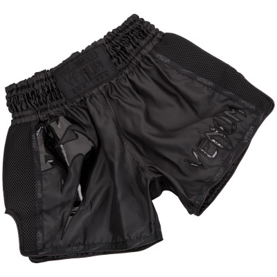 Шорты Venum Giant Muay Thai Shorts Black/Black (01713) фото 1