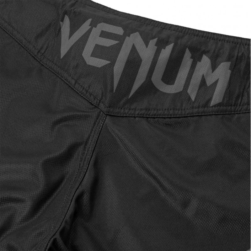 Шорти Venum Light 3.0 Fightshorts Чорні/Темний камуфляж (01817) фото 7