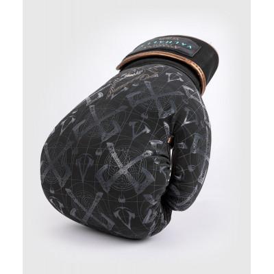 Перчатки Venum Assassin Creed Boxing Gloves Black (02411) фото 4
