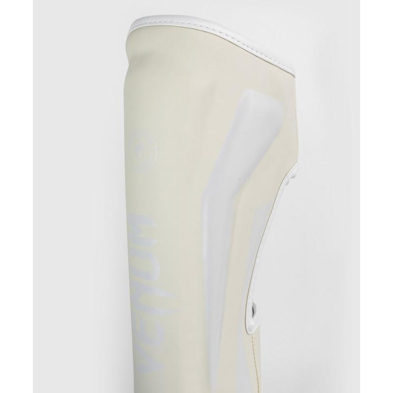 Защита ног Venum Elite Standup Shinguards White (02890) фото 3