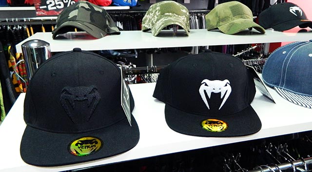 Бейсболки бренду VENUM в магазині MMA Store